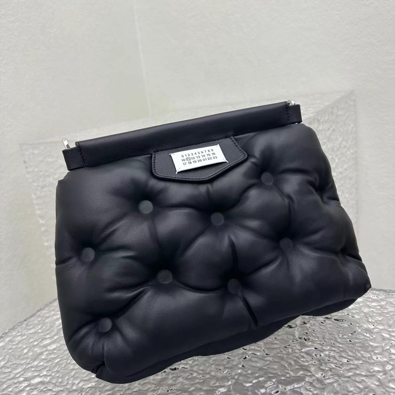 Maison Margiela Glam Slam Classique Medium Shoulder Bag(30-22-10cm) - 