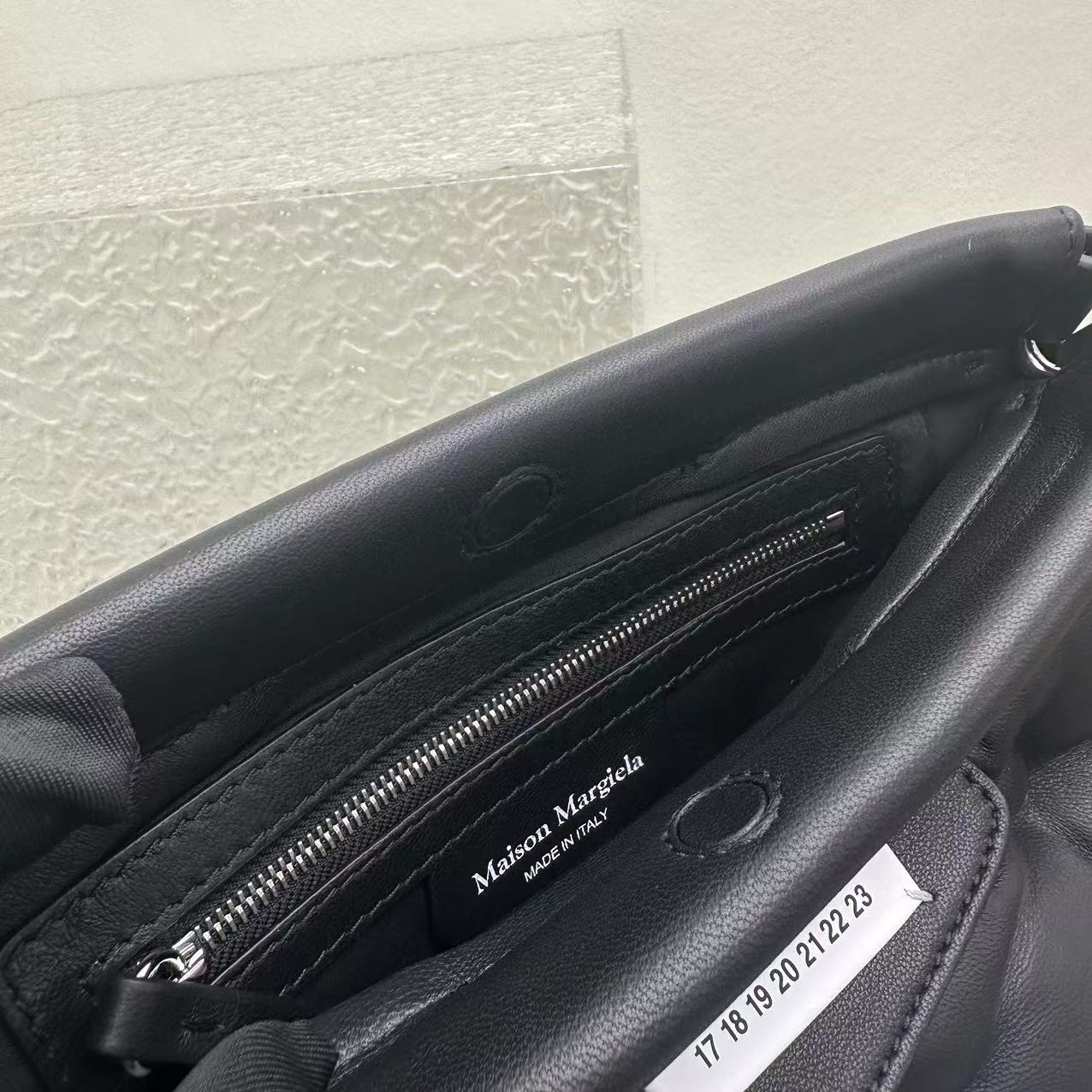 Maison Margiela Glam Slam Classique Medium Shoulder Bag(30-22-10cm) - 