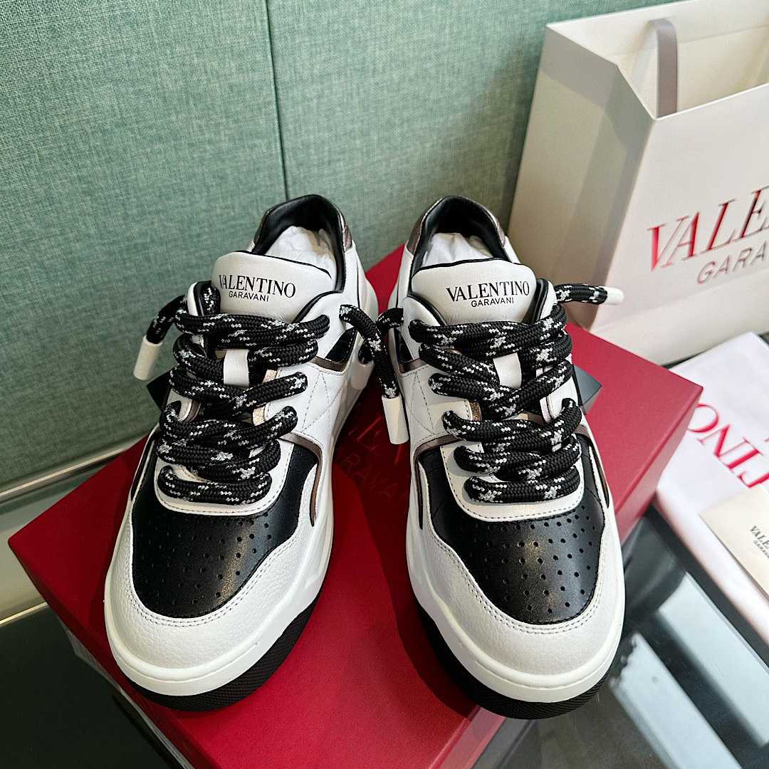 Valenti One Stud XL Low-Top Sneakers - 