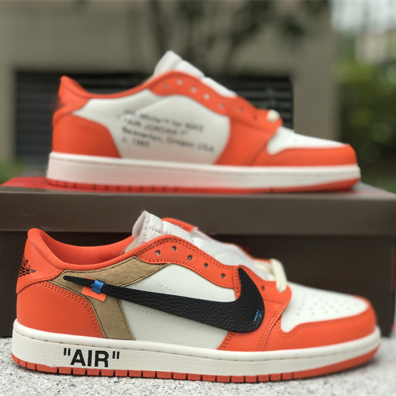 Off-white x Air Jordan 1 Low Sneaker      CZ0790-113 - 