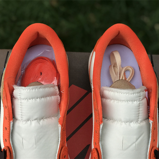 Off-white x Air Jordan 1 Low Sneaker      CZ0790-113 - 