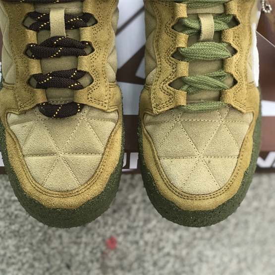 Cactus Plant Flea Market x Nike Dunk Low Sneaker      DM0430-700 - 