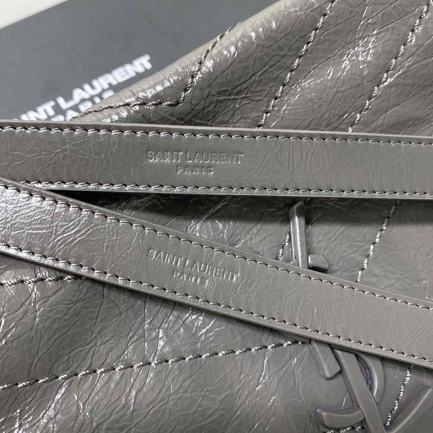 Saint Laurent Niki Medium Chain Bag In Crinkled Vintage Leather  - DesignerGu