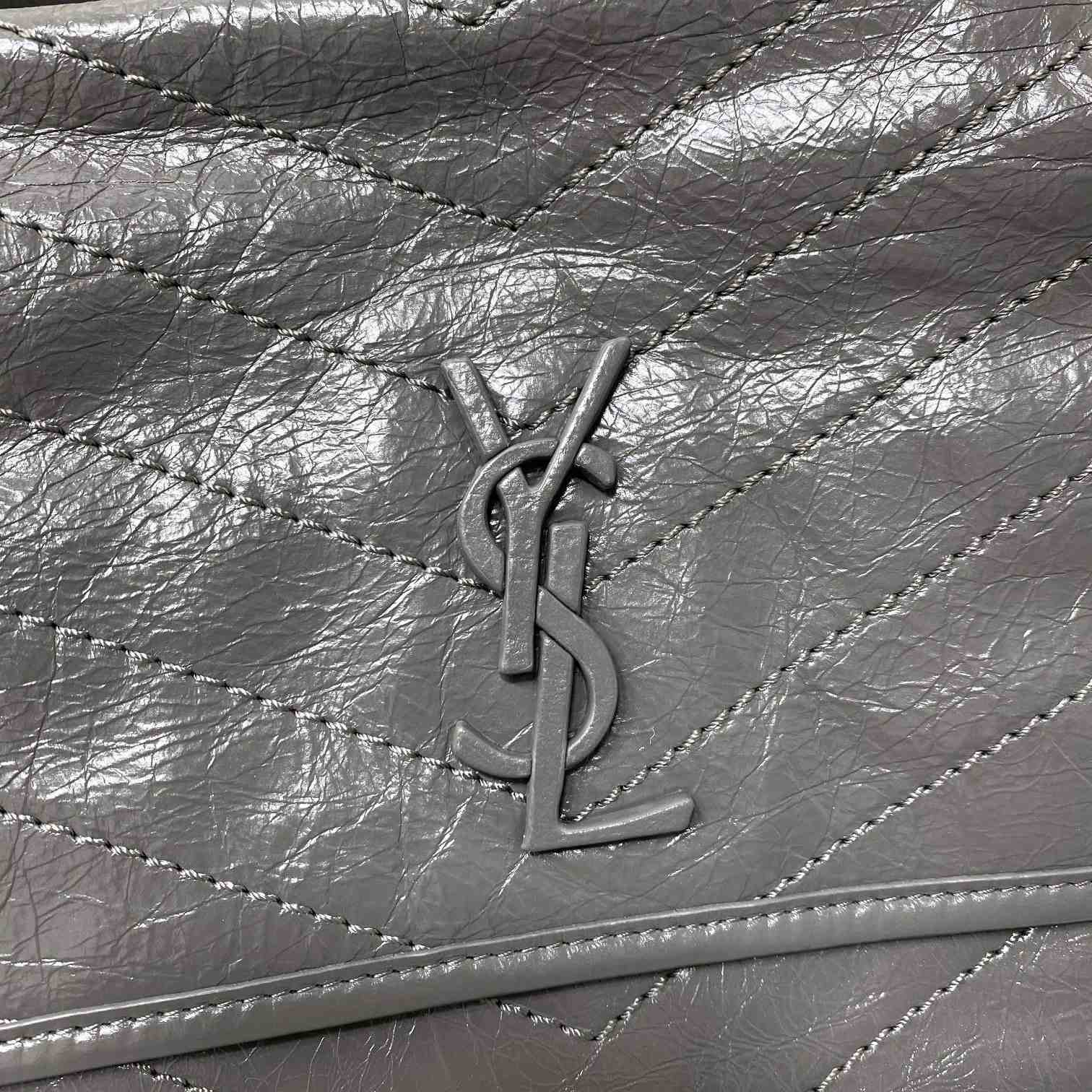 Saint Laurent Niki Medium Chain Bag In Crinkled Vintage Leather  - DesignerGu