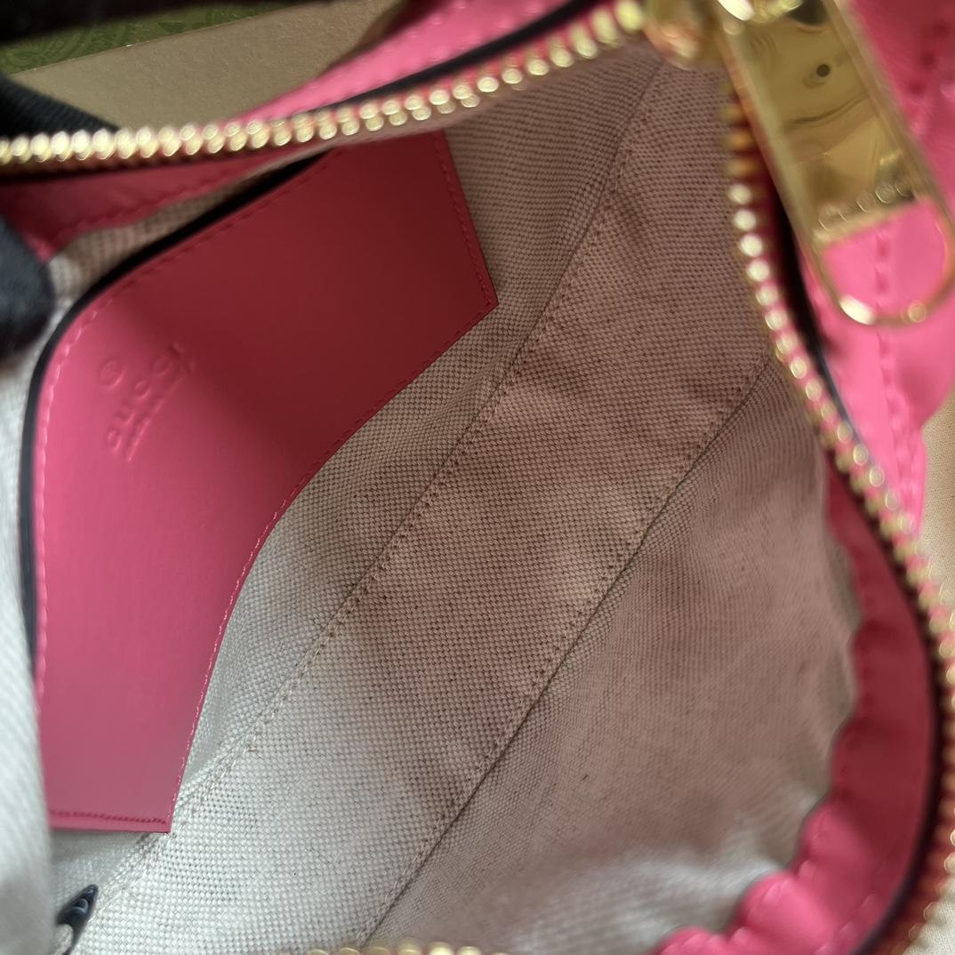 Gucci GG Matelasse Mini Bag(21x 14x 6cm) - DesignerGu