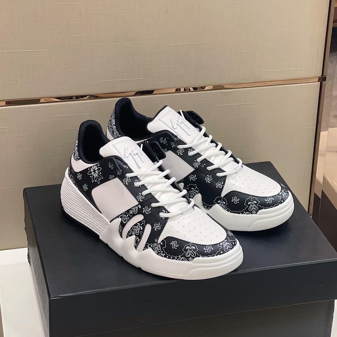 Giuseppe Zanotti Talon Paisley-print Sneakers - DesignerGu