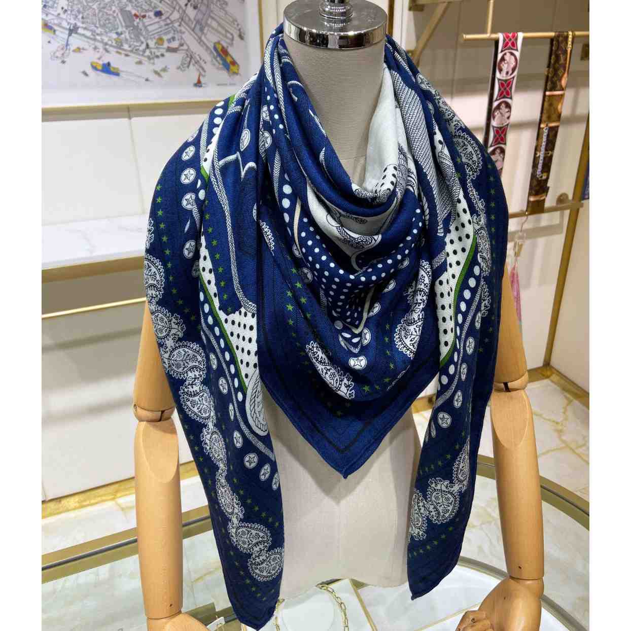 Hermes Zouaves et Dragons Bandana Shawl 140 - DesignerGu