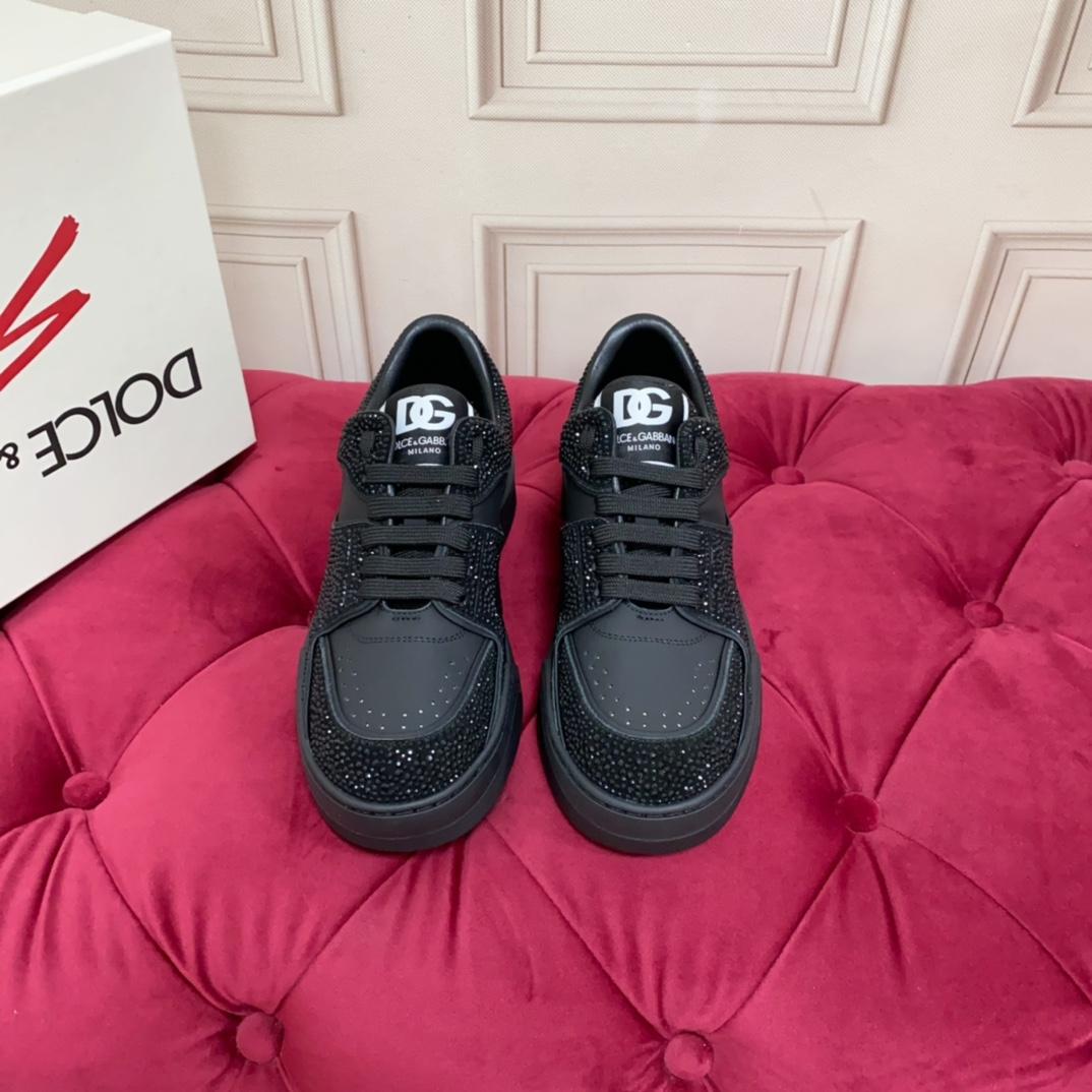 Dolce & Gabbana Crystal-embellished Leather Sneakers - DesignerGu