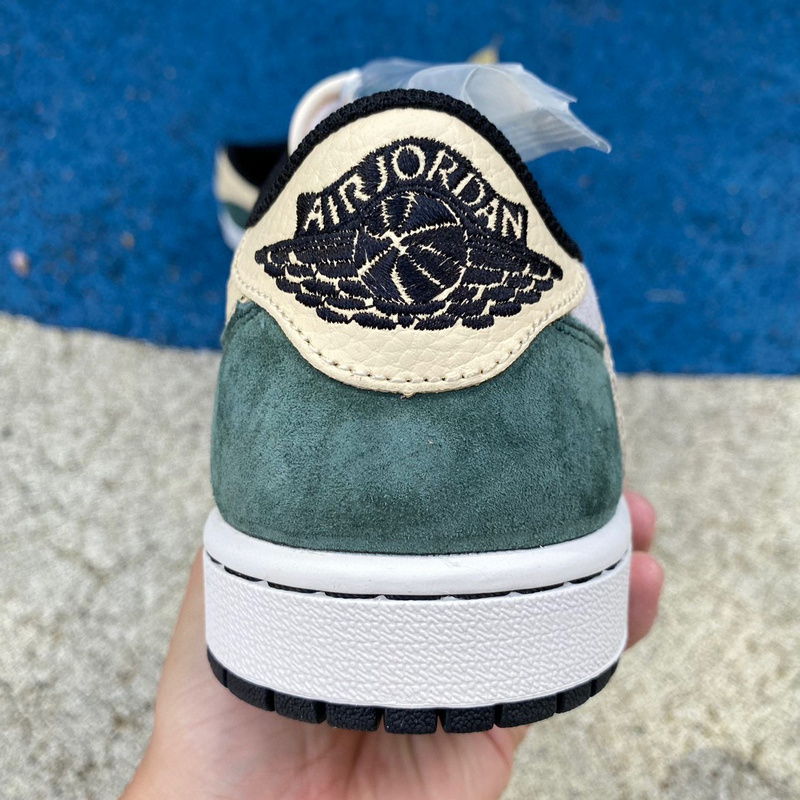 Air Jordan 1 x Travis Scott TS Sneaker     DM7866-811 - 