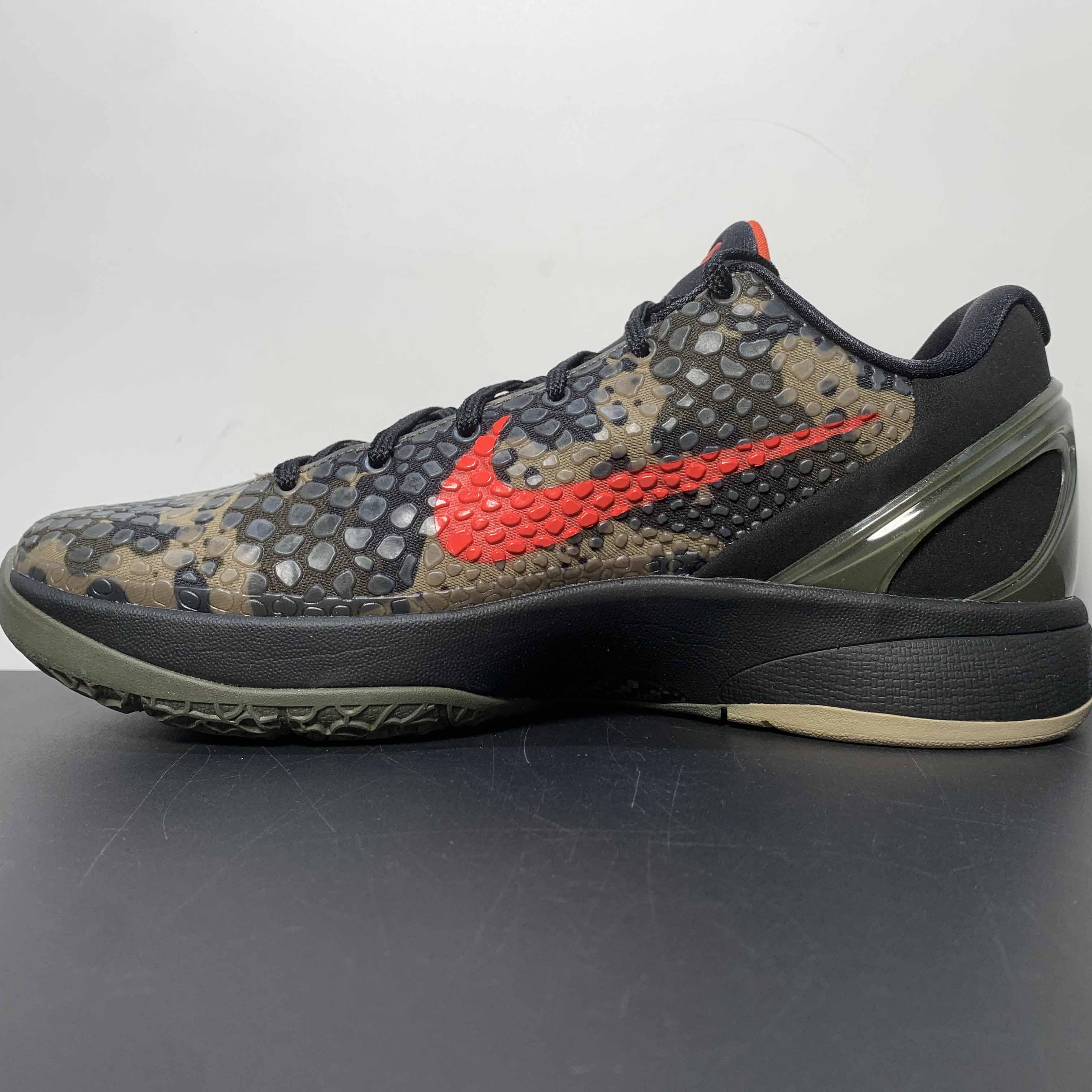 Nike Kobe 6 Protro Sneakers        - 