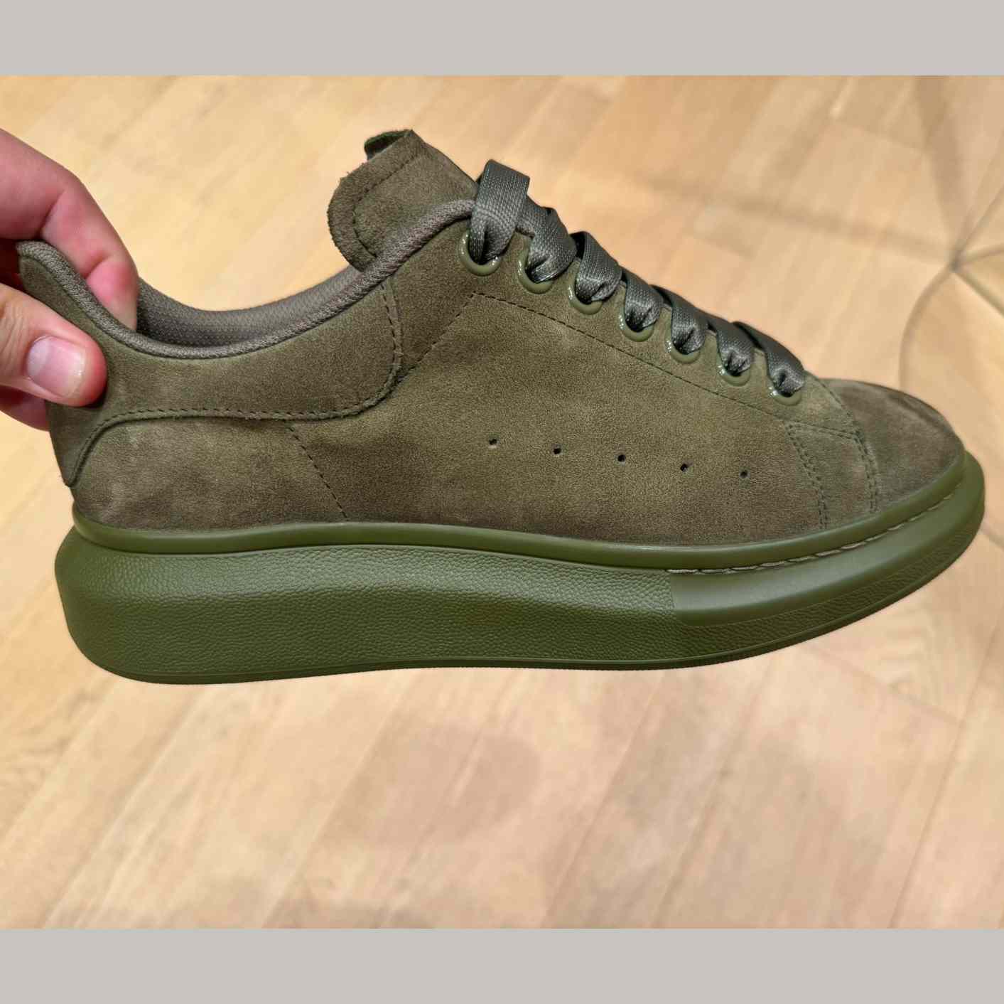 Alexander Mqueen Oversized Sneakers - DesignerGu