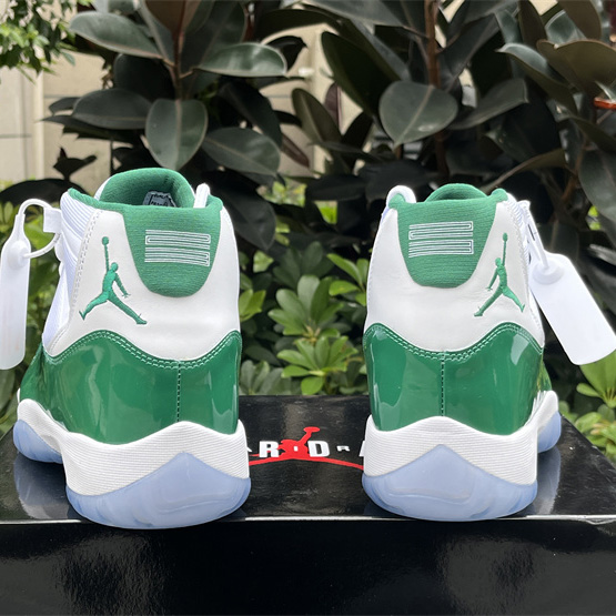 Air Jordan 11 Sneaker    CT8012-113 - 
