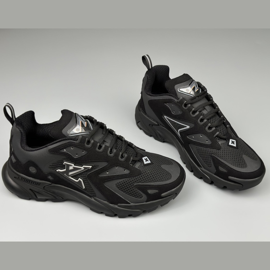 Louis Vuitton Runner Tatic Sneaker(Upon UK Size)    1A9UNT - 