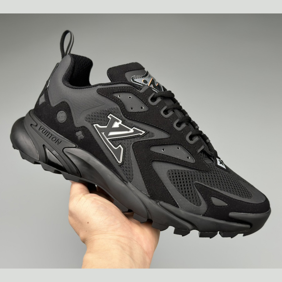 Louis Vuitton Runner Tatic Sneaker(Upon UK Size)    1A9UNT - 