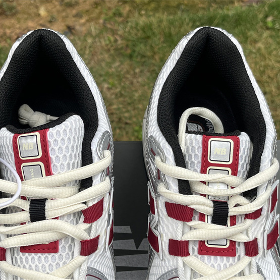 New Balance 1906R Sneakers        M1906REA  - DesignerGu