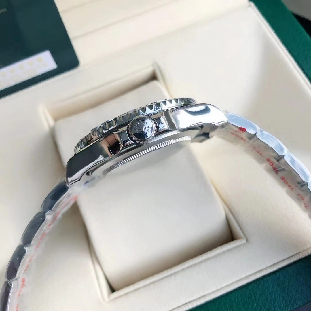 Rolex Oyster Perpetual Watch  - 