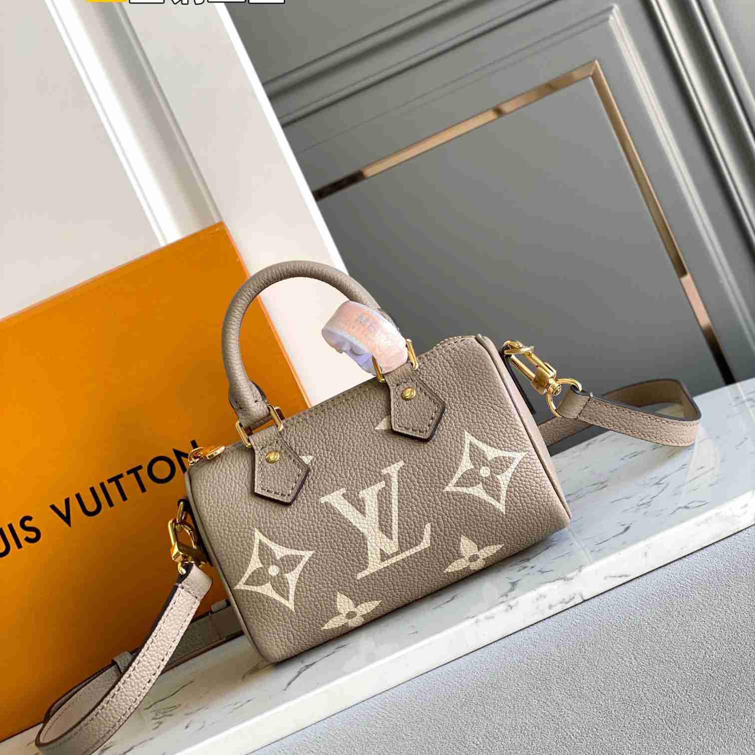 Louis Vuitton Nano Speedy       M82890 - DesignerGu