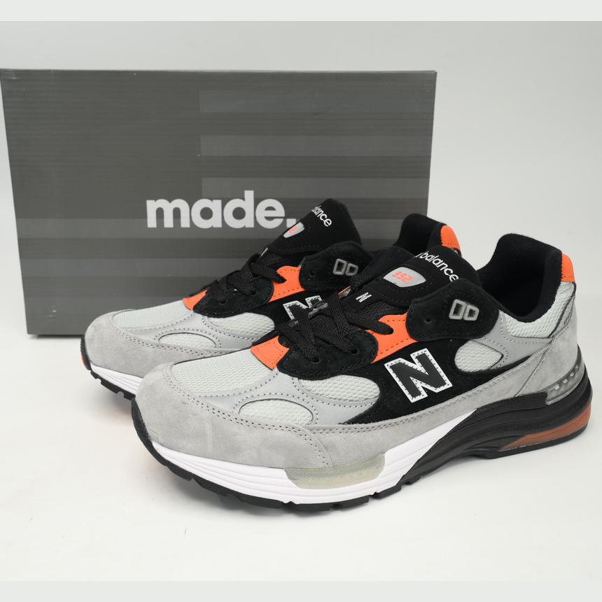 New Balance 992 Gray Orange Sneakers      M992GBO   - DesignerGu