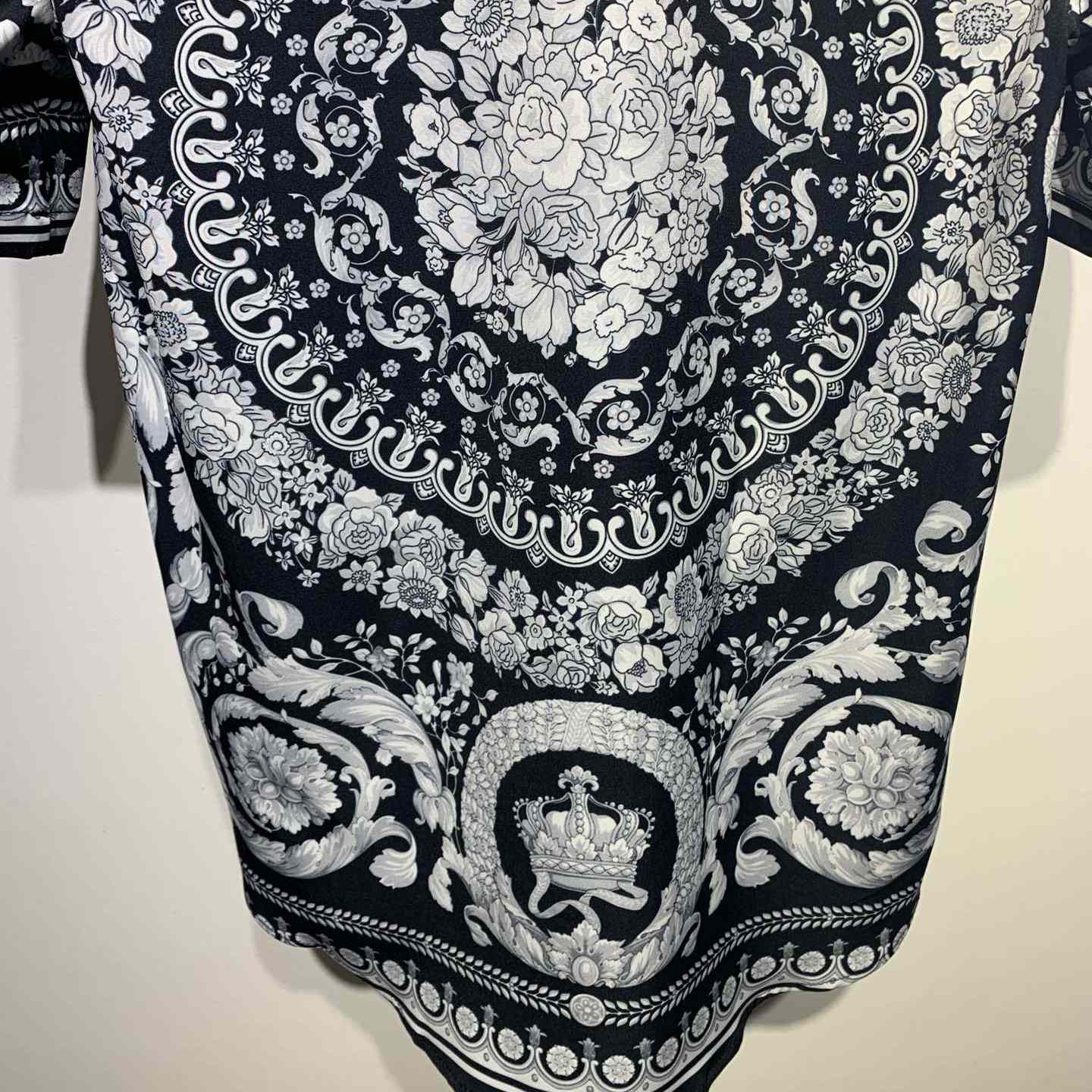 Versace Barocco Print Silk Shirt - DesignerGu