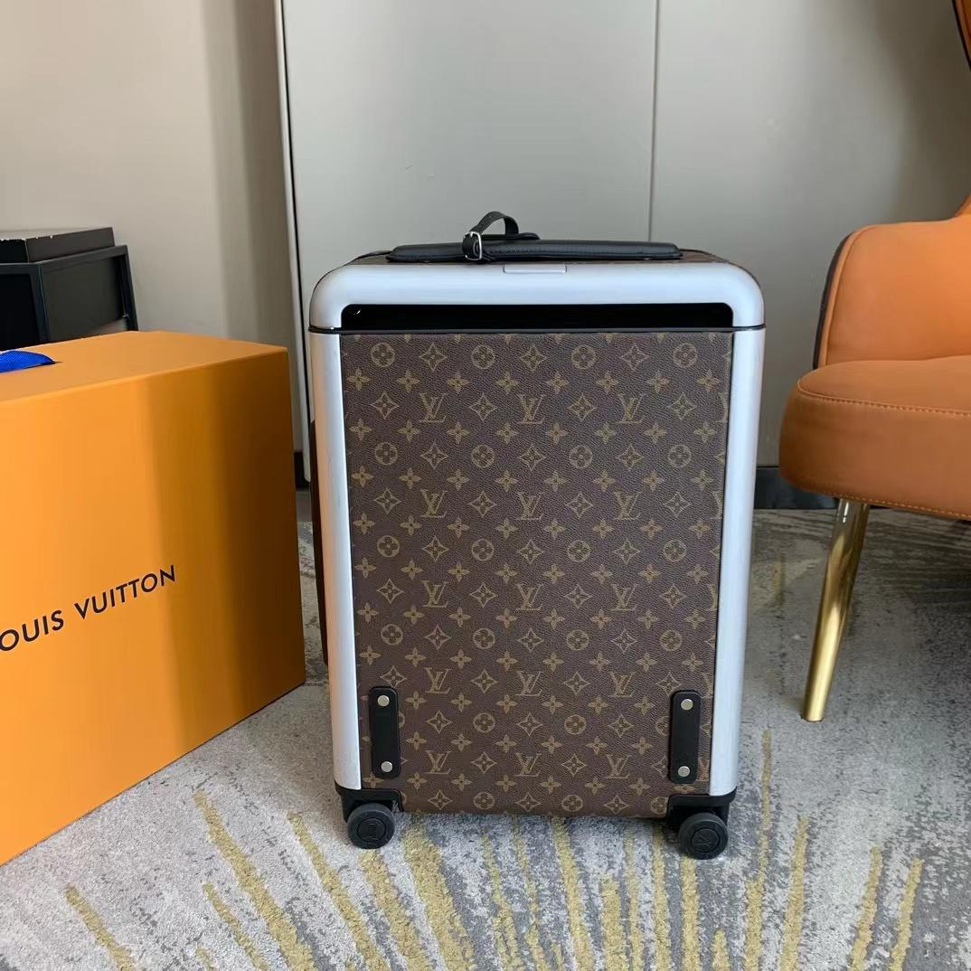 Louis Vuitton Horizon  - DesignerGu