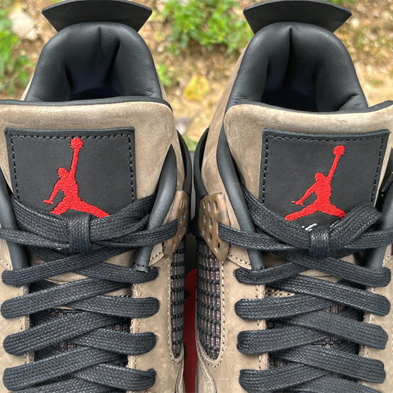 Travis Scott x Air Jordan 4 Retro Brown TS Sneakers    AJ4-766302 - 