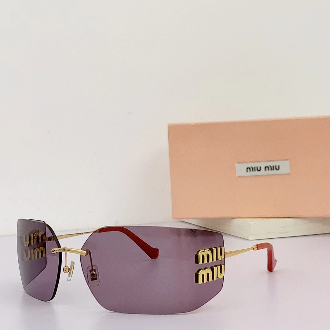 Miu Miu Runway Sunglasses - DesignerGu