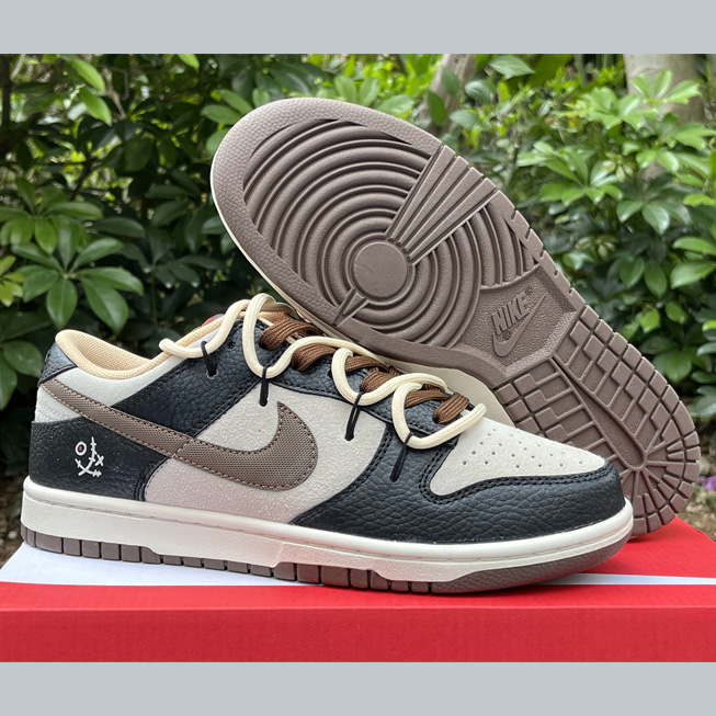 Nike Dunk Low Sneaker    DR9704-200 - DesignerGu