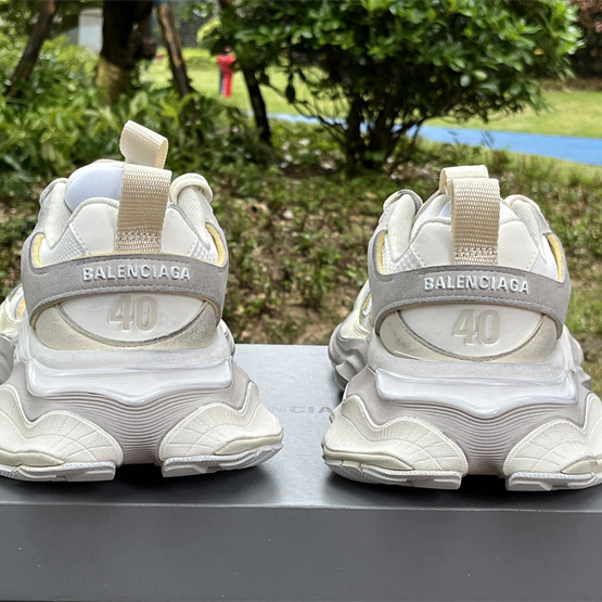 Balenciaga Cargo Sneaker  - 