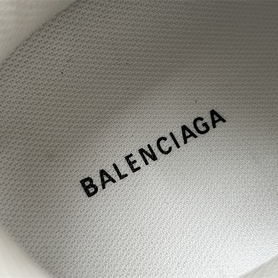 Balenciaga Cargo Sneaker  - 