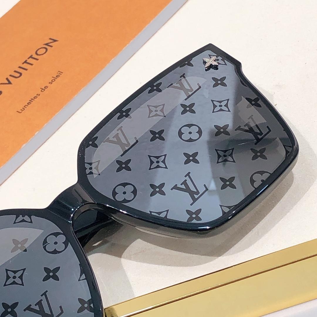 Louis Vuitton Sunglasses  Z0286 - 