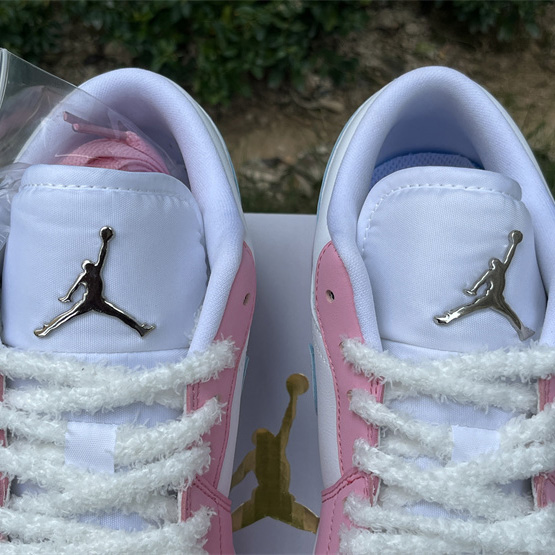 Jordan Air Jordan 1 LOW “White/Pink Foam/Glacier Blue  Sneaker    HM3706-141 - DesignerGu