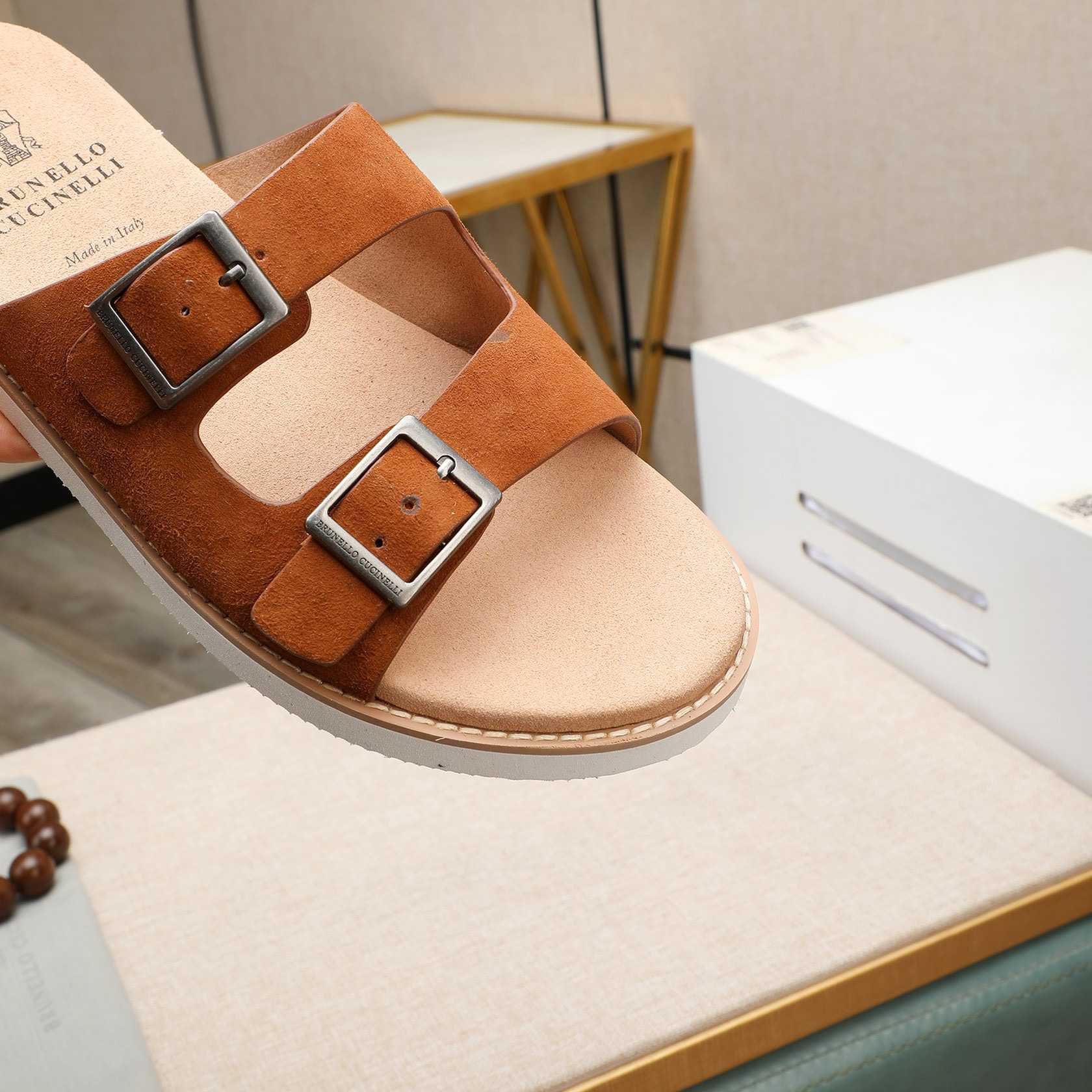Brunello Cucinelli Buckled Suede Sandals - 