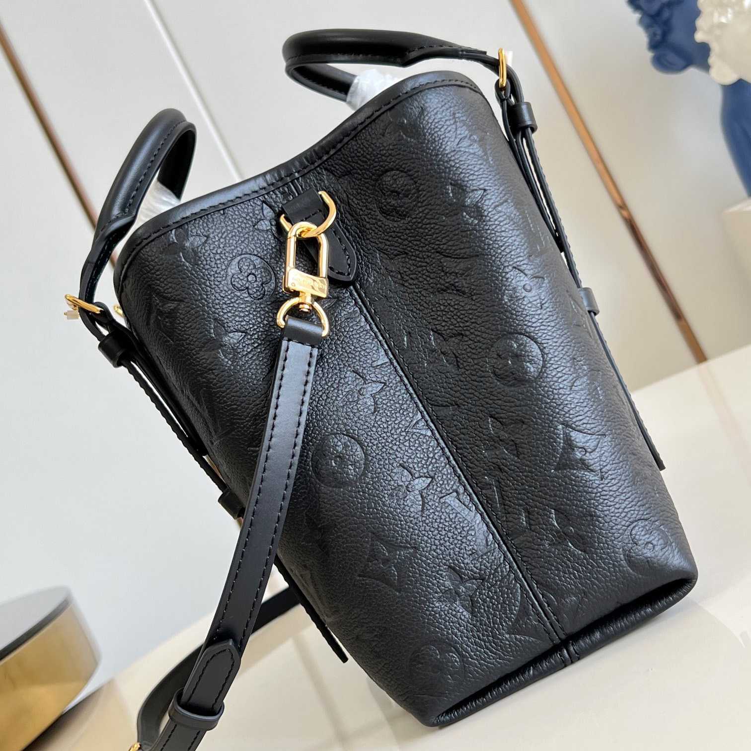 Louis Vuitton Babylone Tote PM   M11393 - 