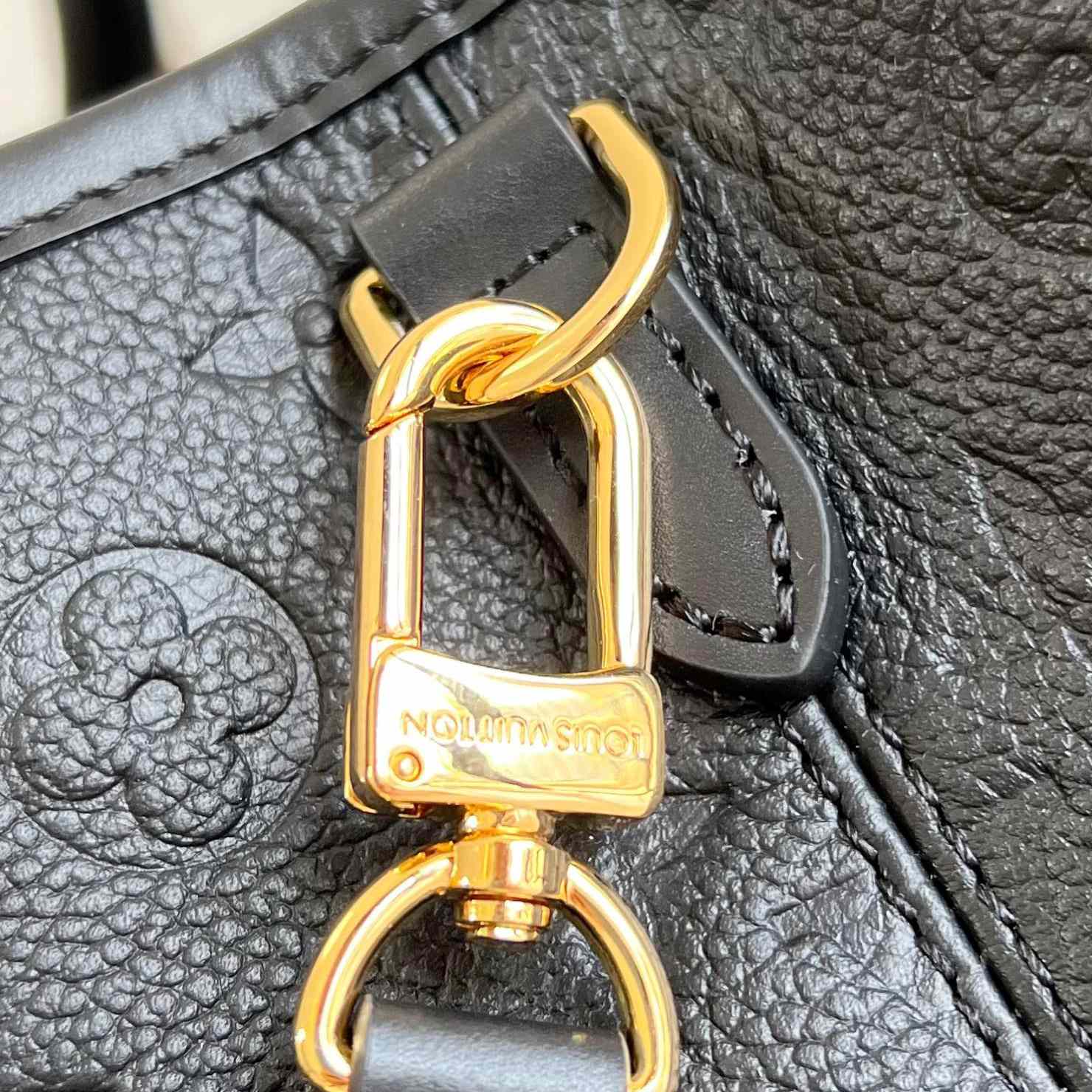 Louis Vuitton Babylone Tote PM   M11393 - 