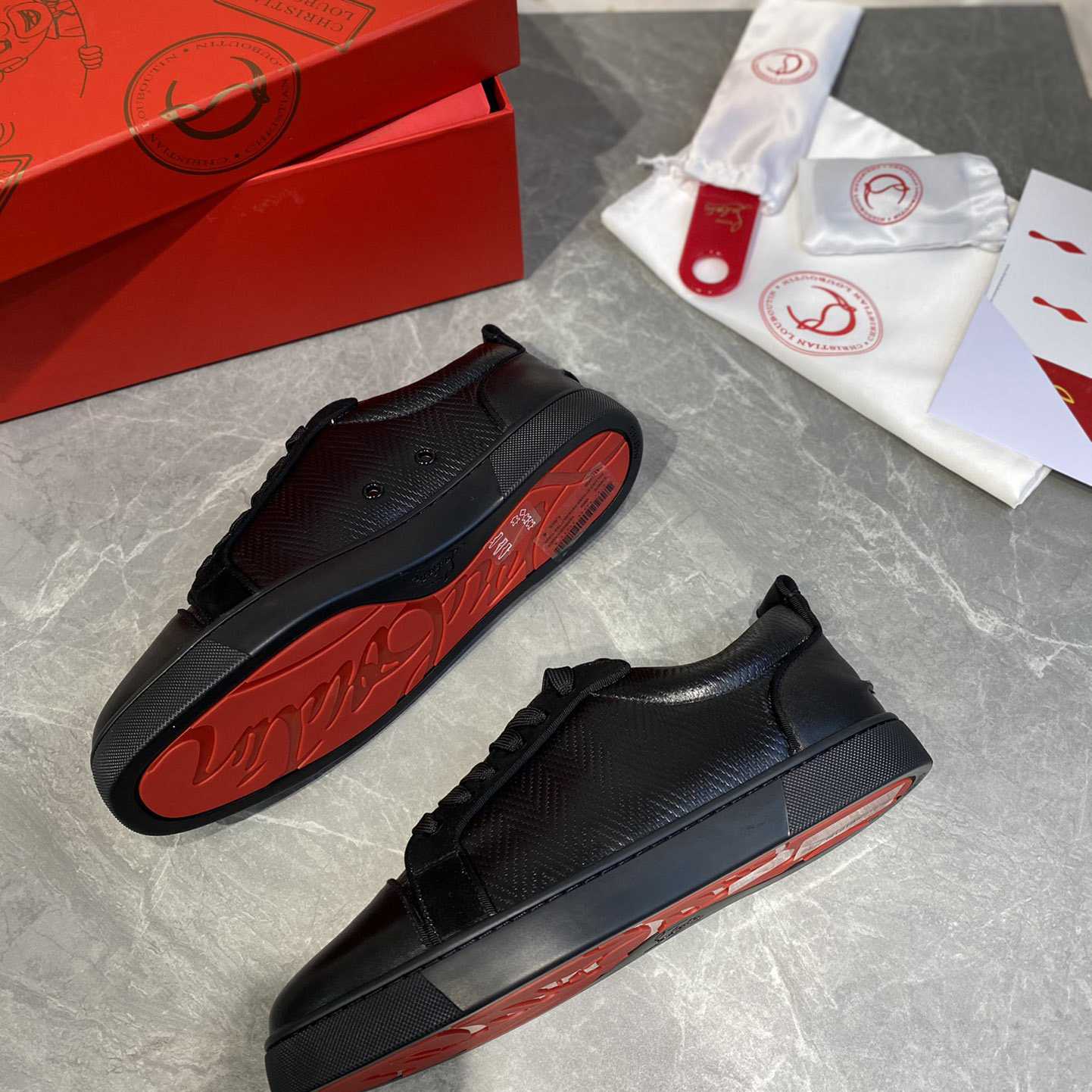 Christian Louboutin Sneakers - DesignerGu