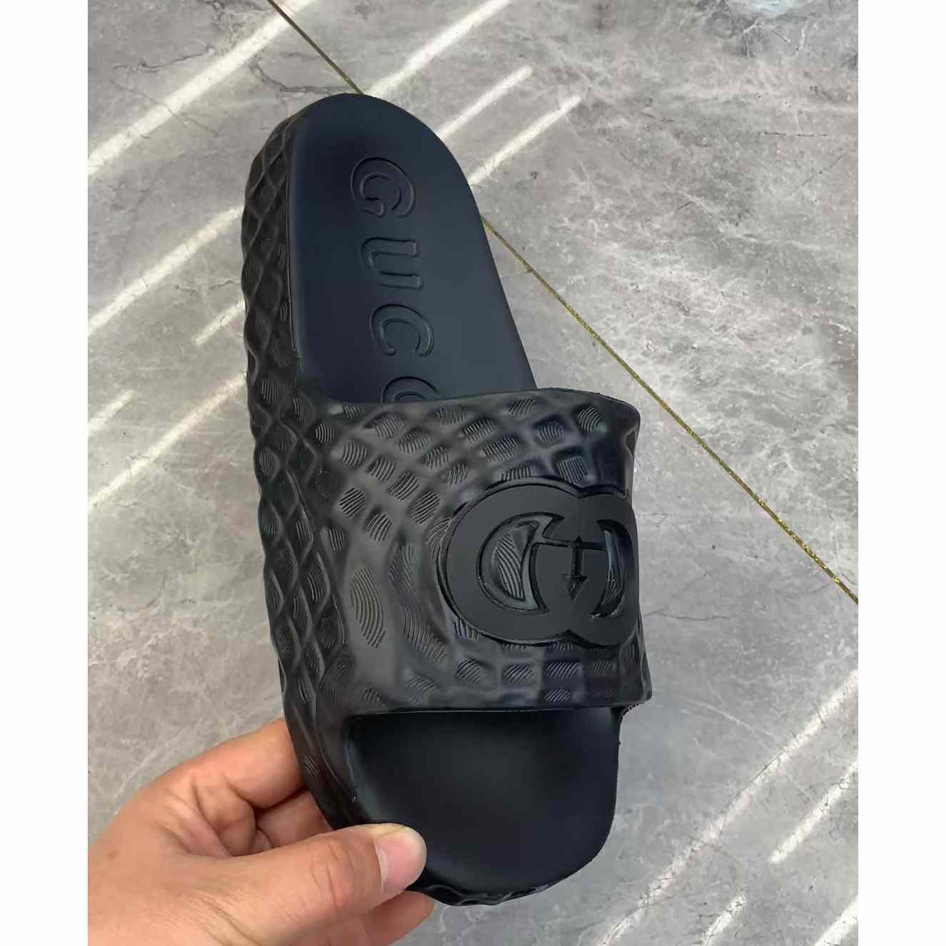 Gucci Interlocking G Slide Sandal - 