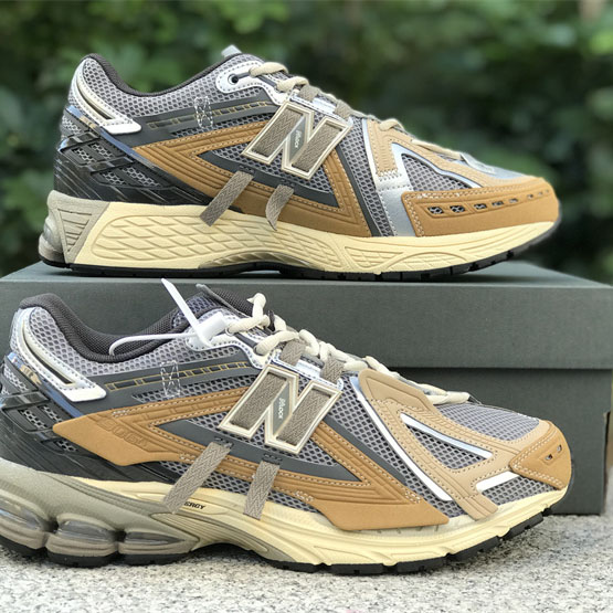 New Balance 1906R Sneakers      U1906AA  - 