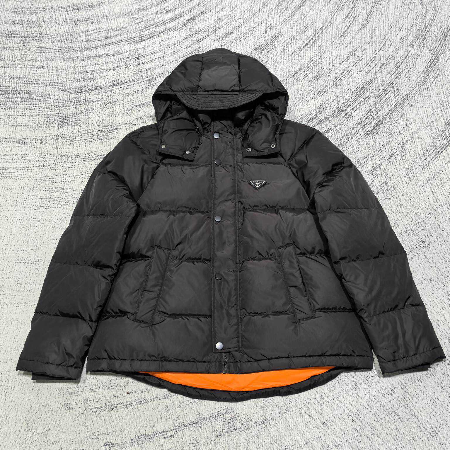 Prada Cropped Re-Nylon Down Jacket - 