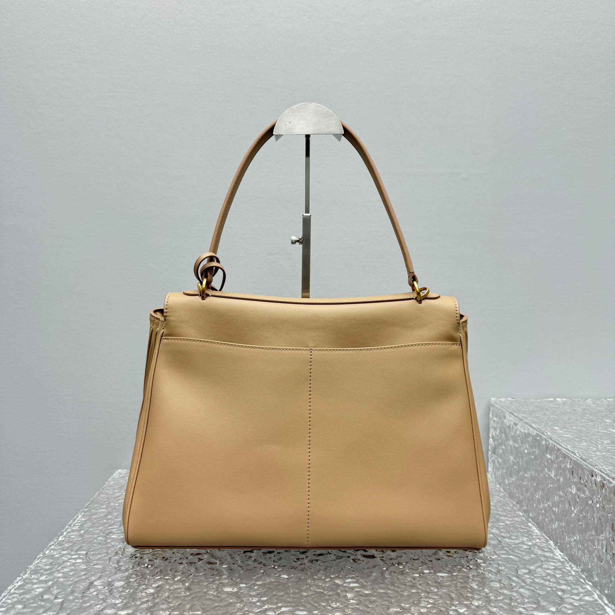 Balenciaga Rodeo Medium Handbag In Latte  - 