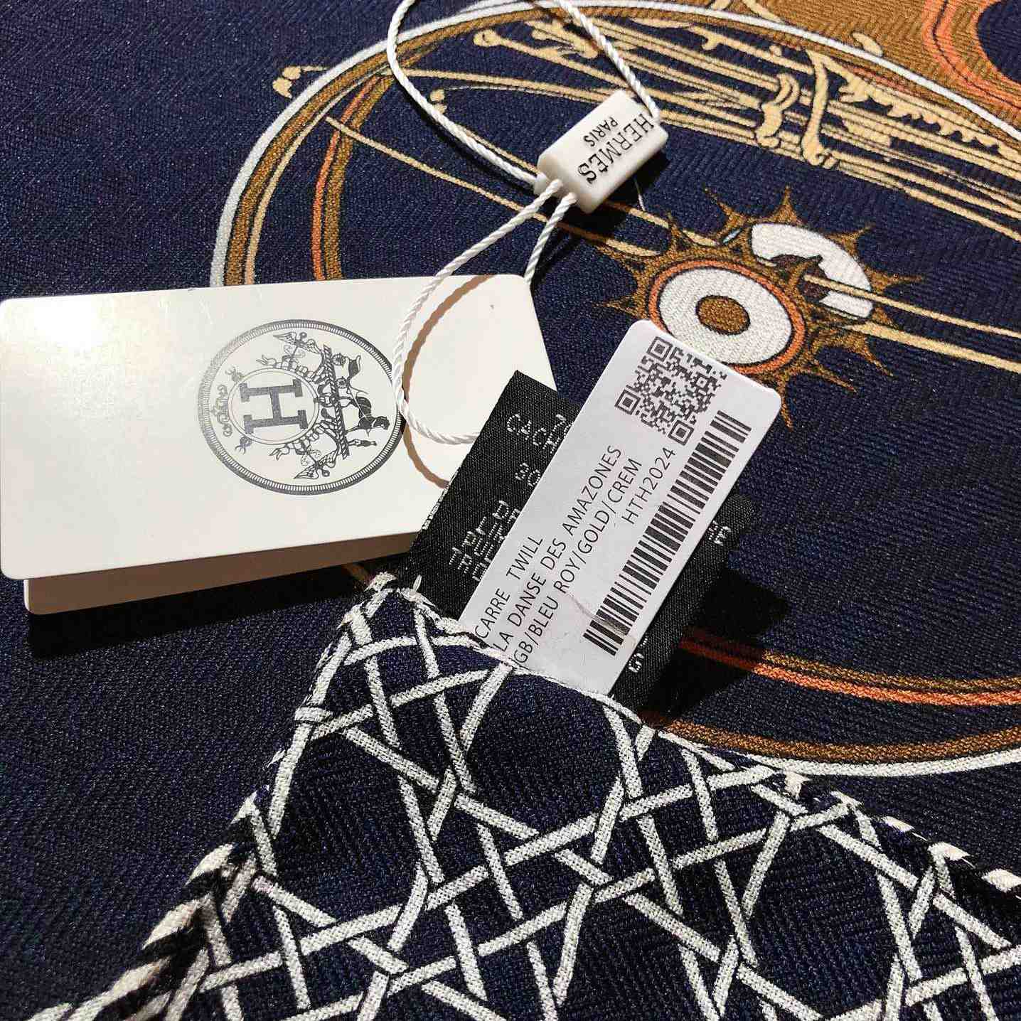 Hermes Giant Triangle - 