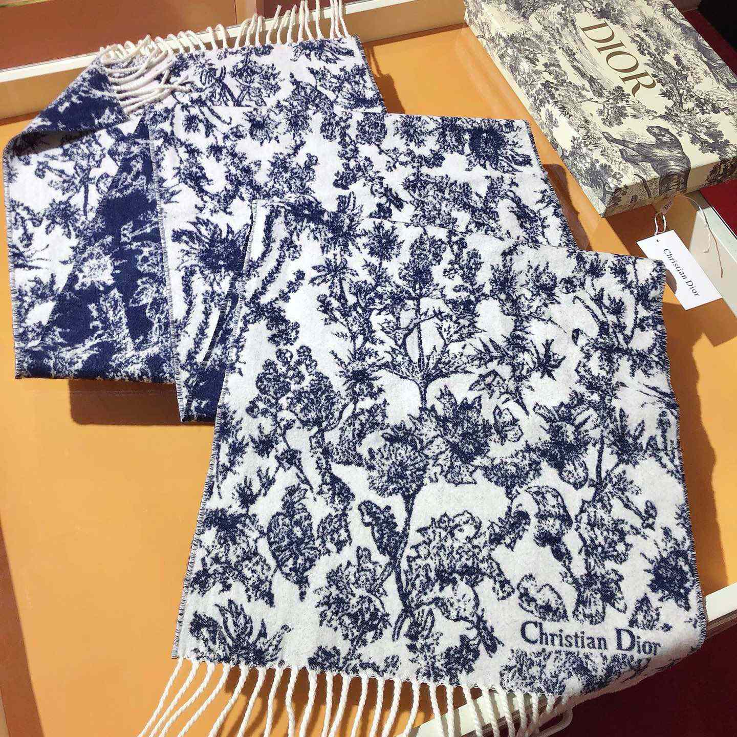 Dior Chardons Scarf Navy Blue Cashmere And Wool - DesignerGu