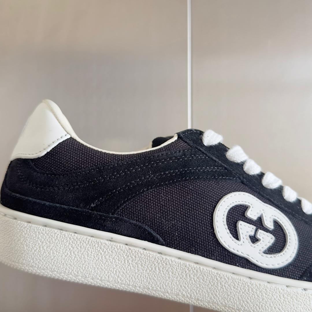 Gucci Interlocking G Sneaker - 