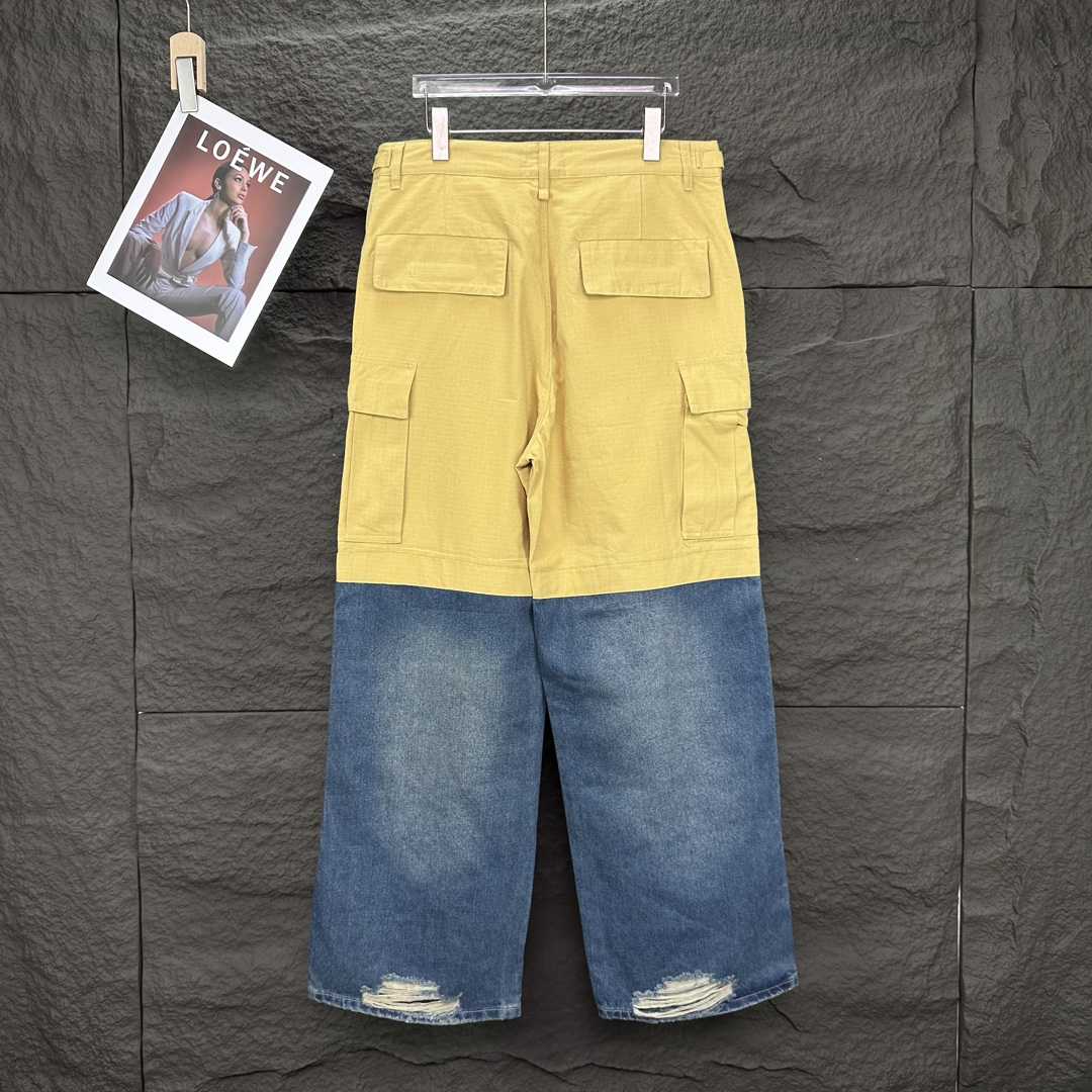 Balenciaga Patched Cotton Cargo Pants - 