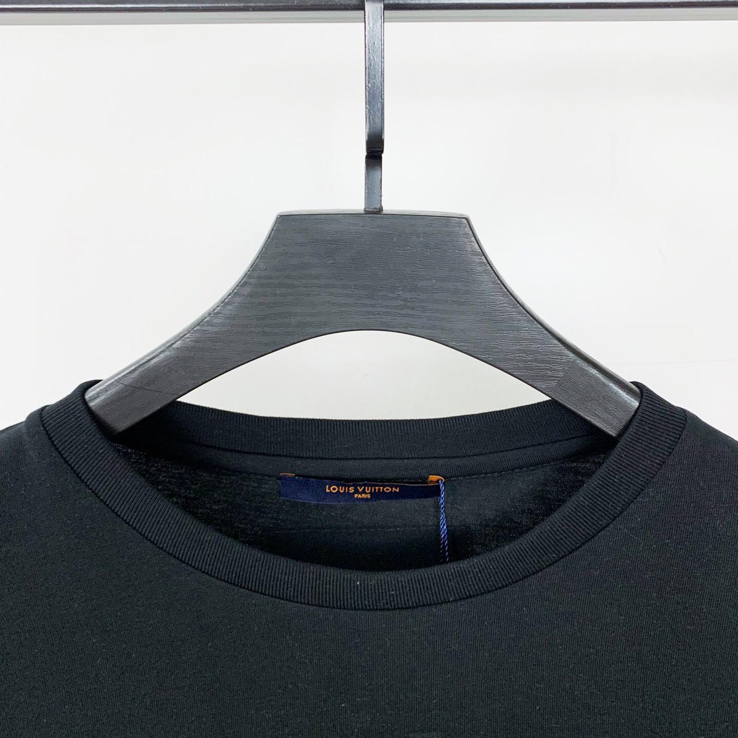 Louis Vuitton Logo Cotton T-Shirt    - DesignerGu