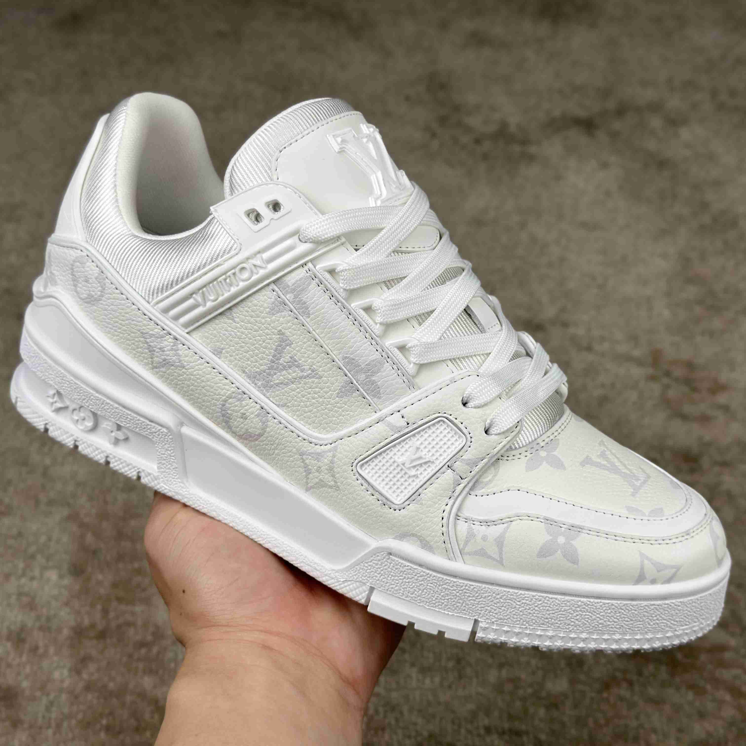 Louis Vuitton LV Trainer Sneaker       1AHDNC - DesignerGu