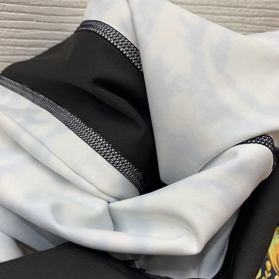 Versace Top And Leggings  - DesignerGu