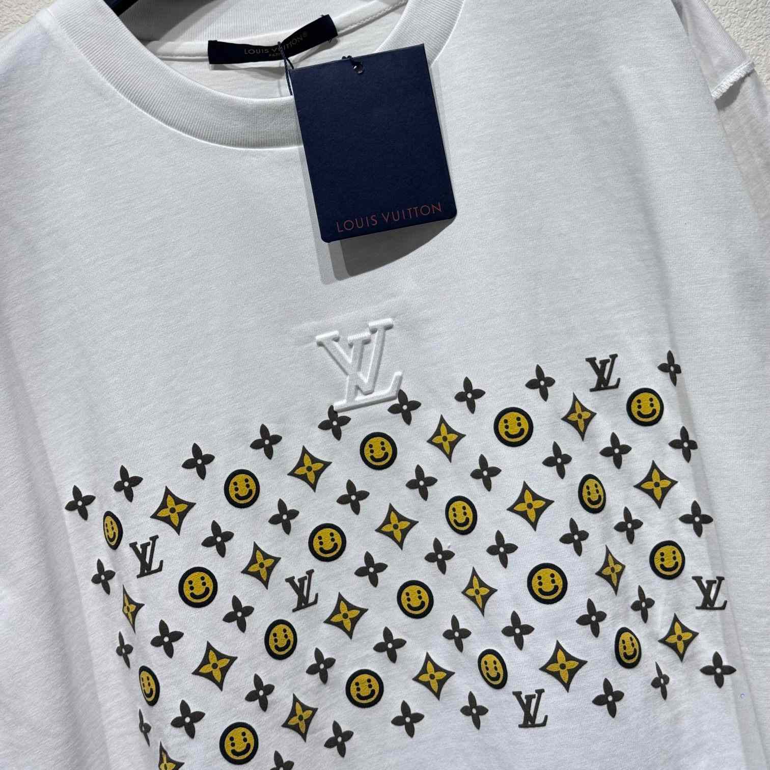 Louis Vuitton Short-Sleeved T-Shirt   - DesignerGu