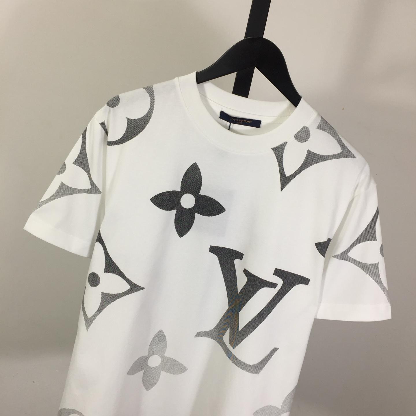 Louis Vuitton Monogram Cotton T-Shirt - DesignerGu