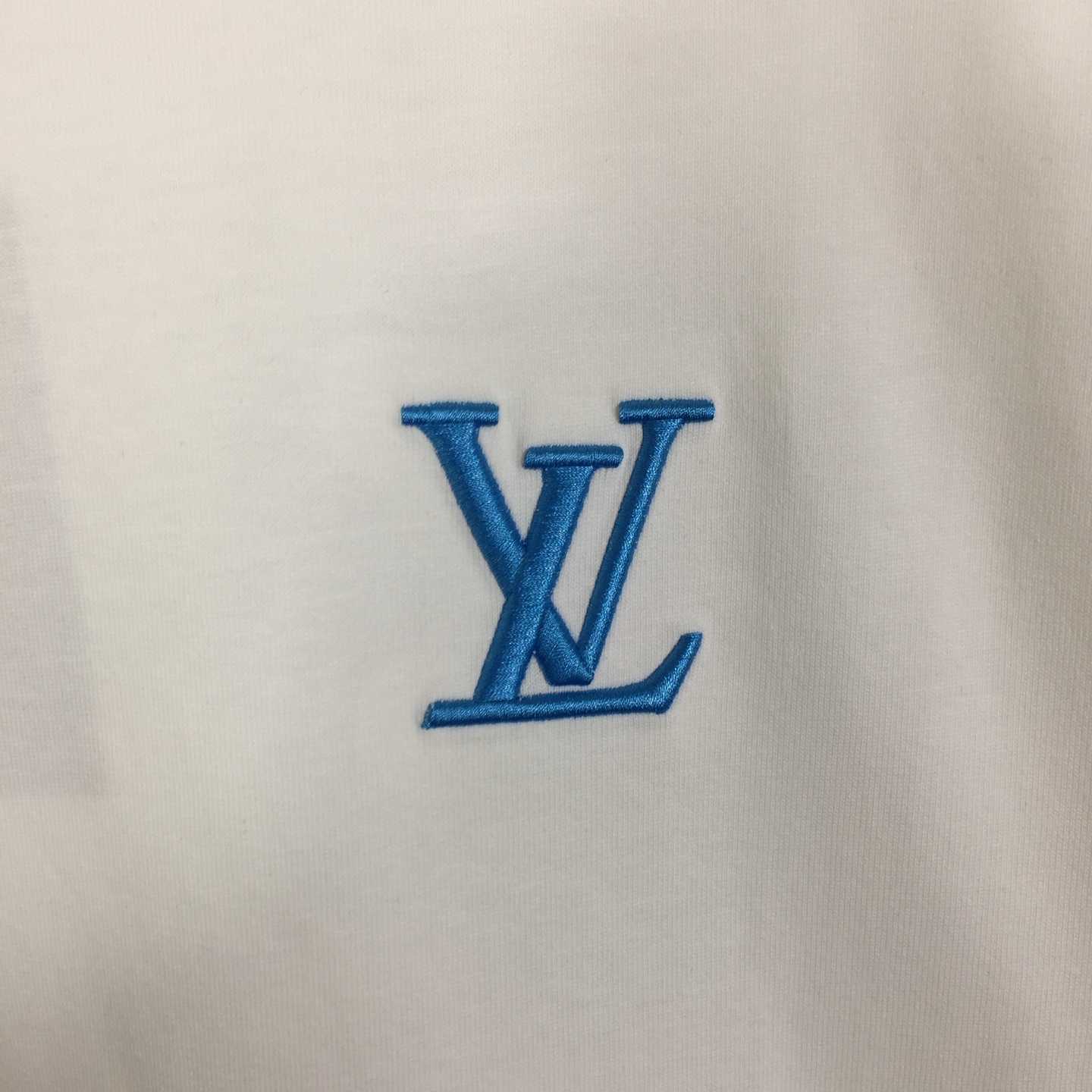 Louis Vuitton Monogram Cotton T-Shirt - DesignerGu
