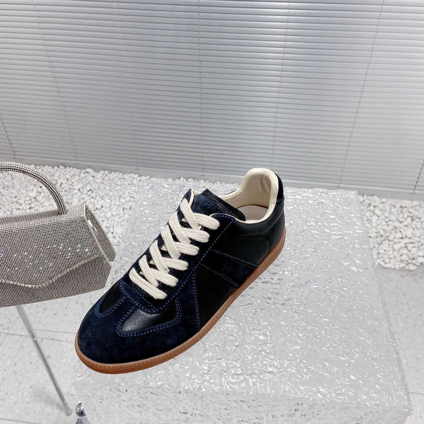 Maison Margiela Replica Sneakers - DesignerGu